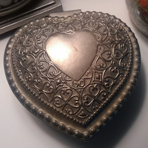 Brass or steal jewelry box - Picture 3 of 3